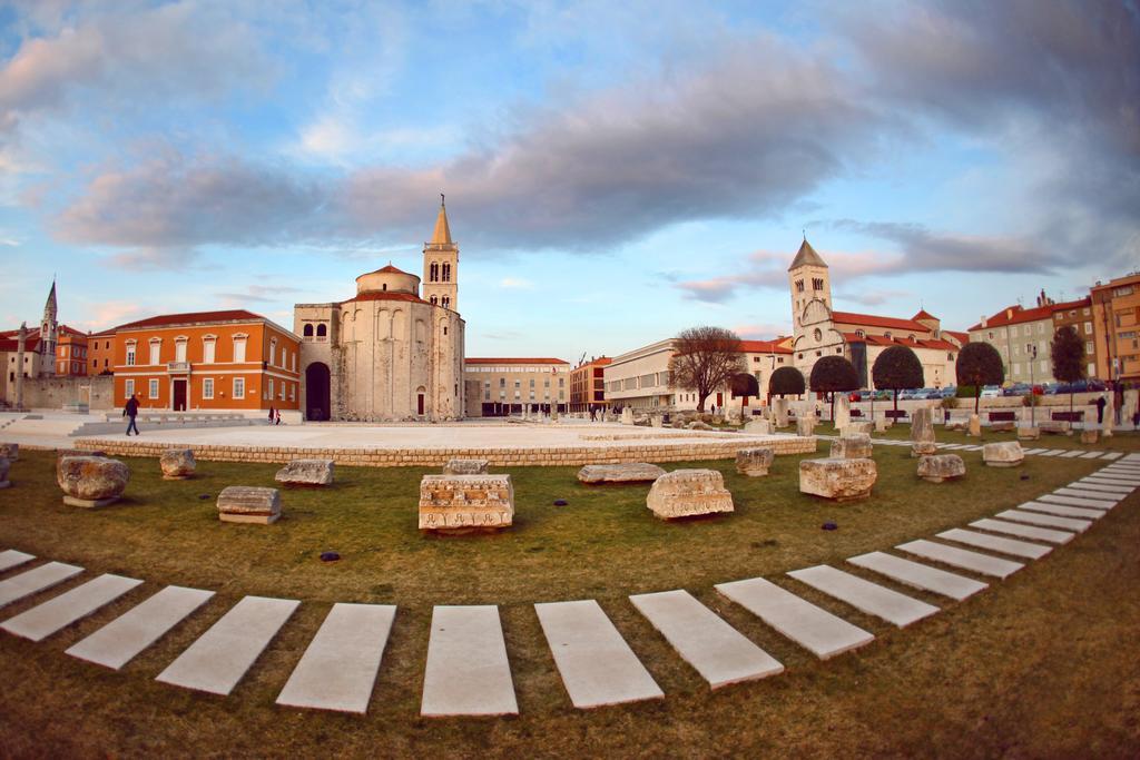 Allegro Exclusive Suites Old Town Center Zadar Buitenkant foto