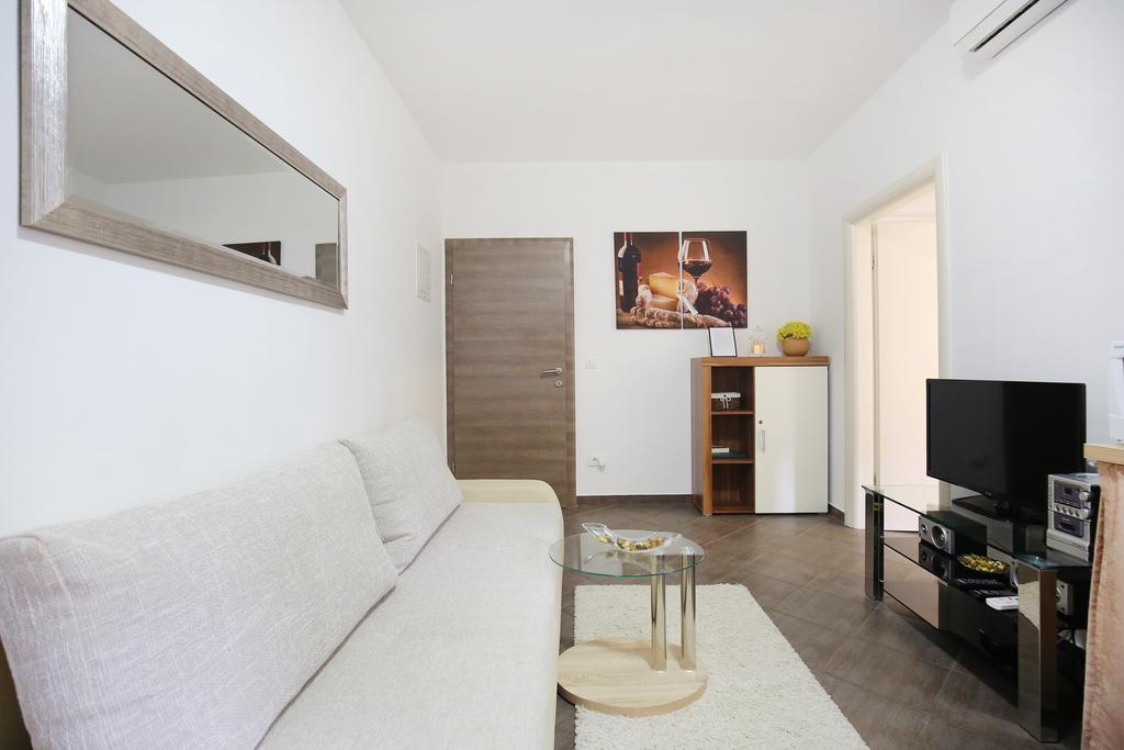 Allegro Exclusive Suites Old Town Center Zadar Buitenkant foto