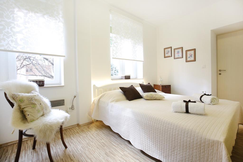 Allegro Exclusive Suites Old Town Center Zadar Buitenkant foto