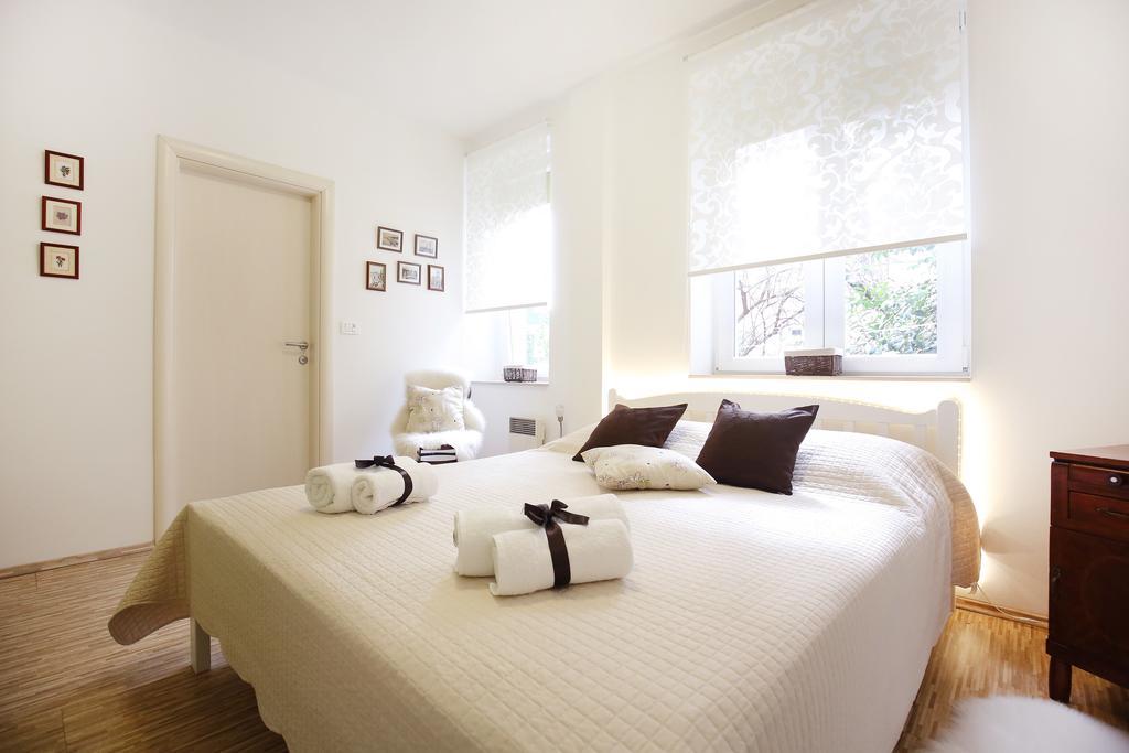 Allegro Exclusive Suites Old Town Center Zadar Buitenkant foto