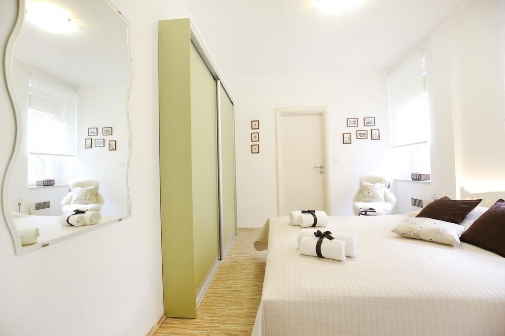Allegro Exclusive Suites Old Town Center Zadar Buitenkant foto