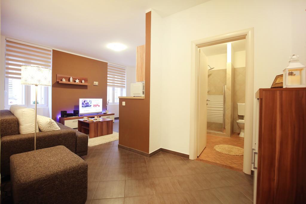 Allegro Exclusive Suites Old Town Center Zadar Buitenkant foto