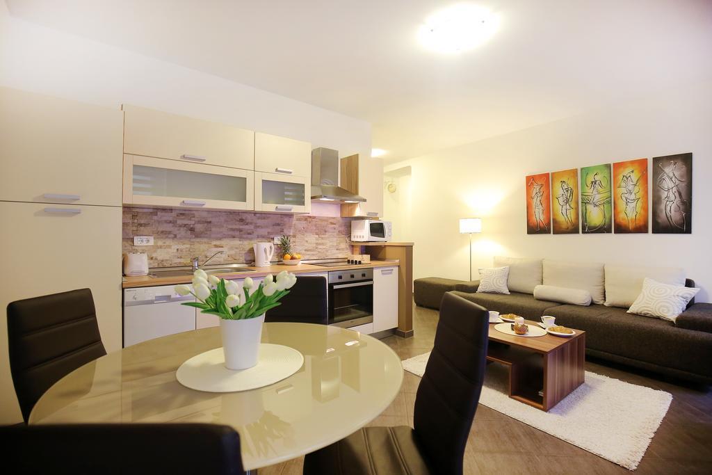 Allegro Exclusive Suites Old Town Center Zadar Buitenkant foto