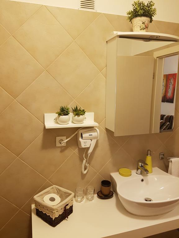 Allegro Exclusive Suites Old Town Center Zadar Buitenkant foto