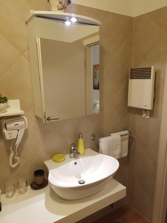 Allegro Exclusive Suites Old Town Center Zadar Buitenkant foto